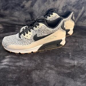 Nike Air Max Leopard-Print Sneakers - Black & Cream